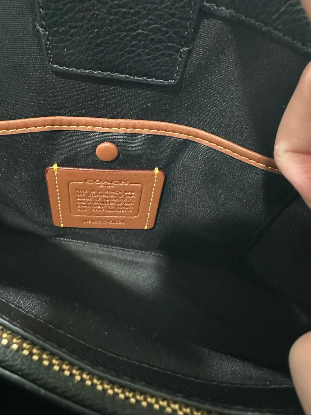 Coach Legacy Carryall 28